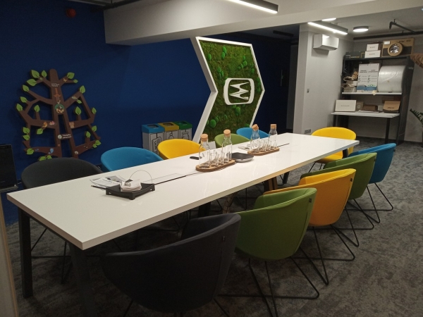 Projekt sali konferencyjnej firmy w Pruszczu Gdańskim EMER-architekci