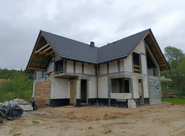 Projekt nowoczesnego domu jednorodzinnego w Otominie obok Trójmiasta EMER-architekci