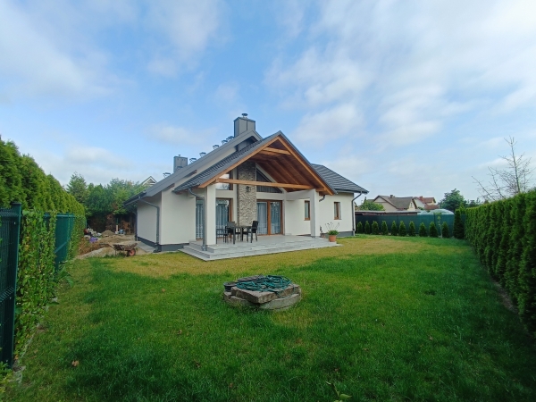 Indywidualny projekt domu z antresolą EMER-architekci