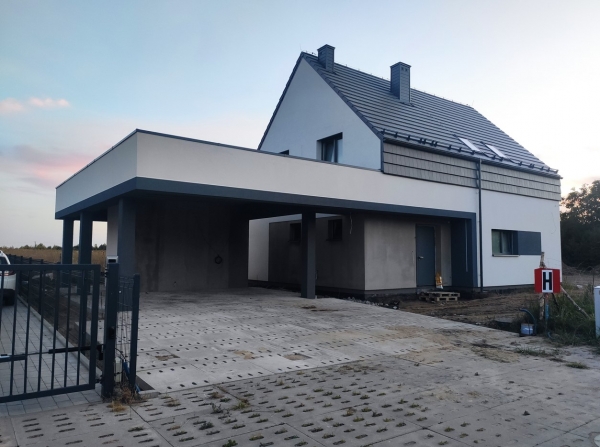 Budowa nowoczesnego domu jednorodzinnego w Juszkowie